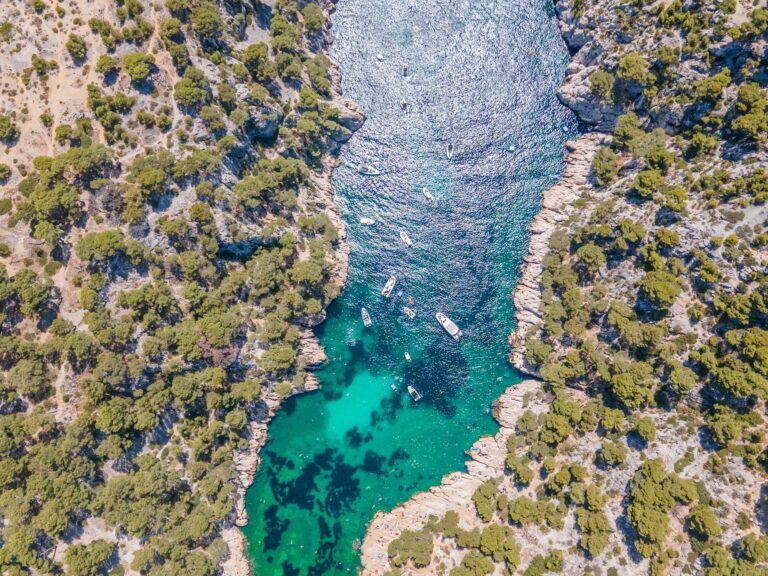 Découvrez les merveilles des Calanques de Cassis