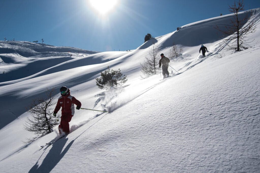 Découvrir Risoul : Guide Complet du Plan des Pistes de Ski