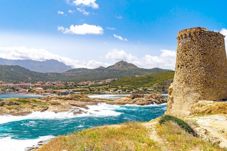 Que faire en Sardaigne du Nord ? Découverte des joyaux cachés de la région.