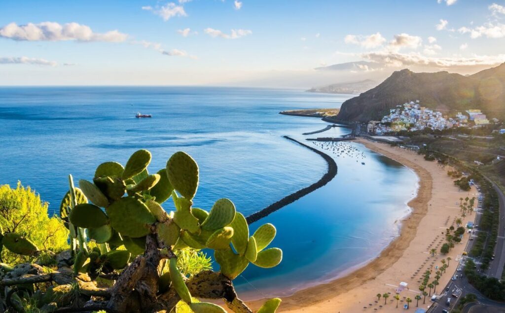 Comment trouver le meilleur vol et hôtel pour Tenerife?