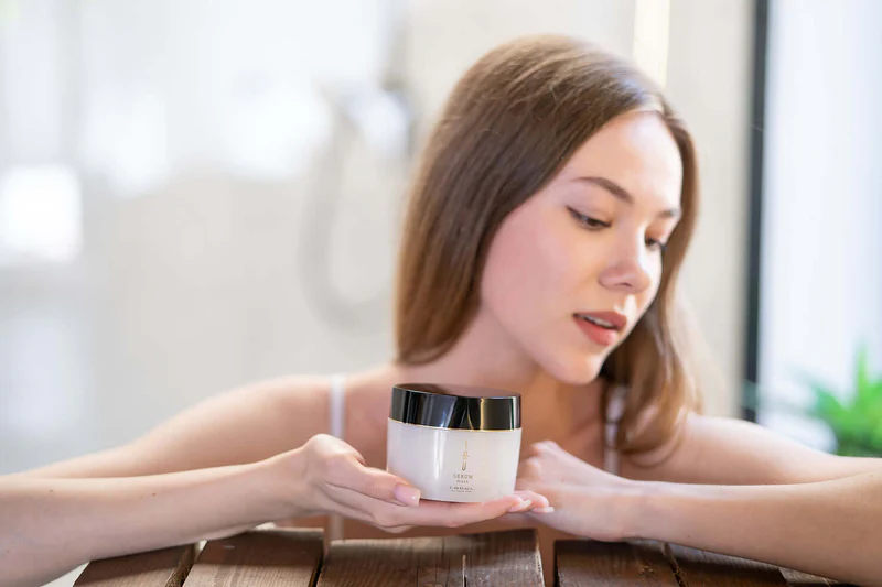 femme crème cheuveux