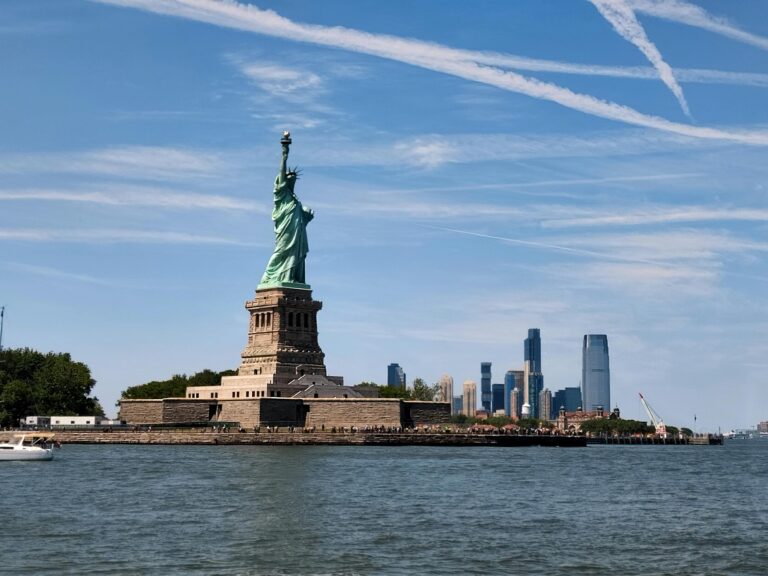 statue de la iberté new york