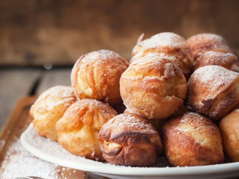 Comment préparer des beignets au brocciu comme en Corse ?
