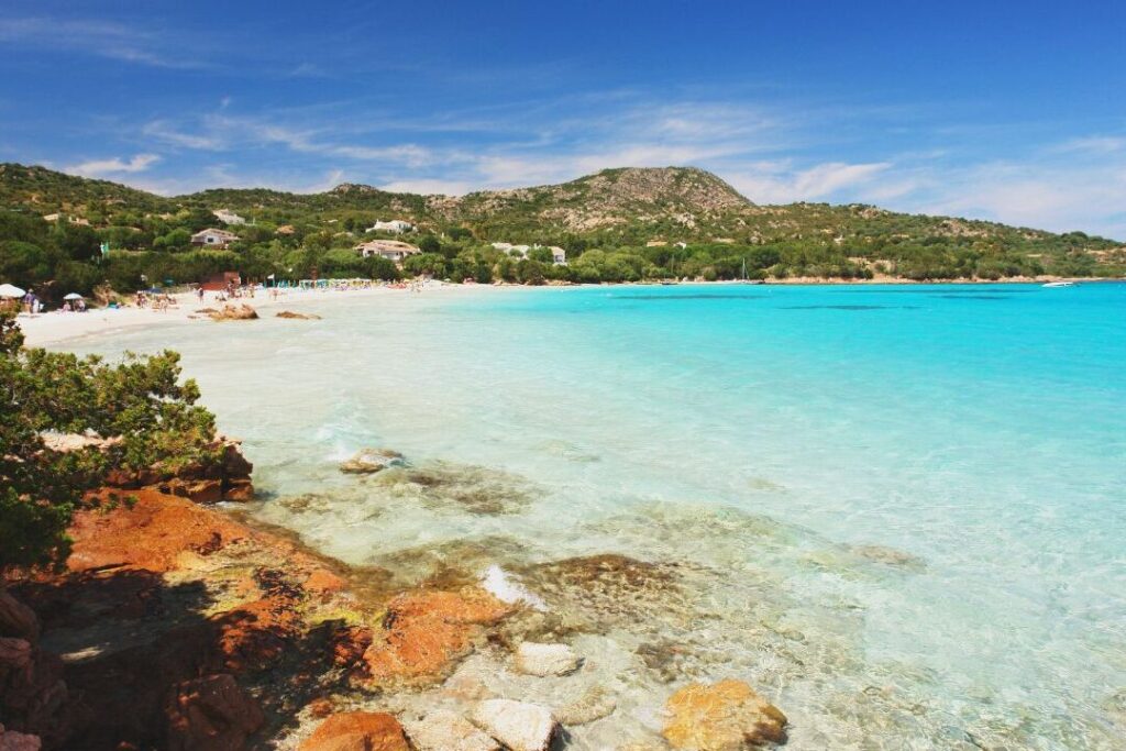 Découvrez les plus belles plages près d&rsquo;Olbia avec notre carte exclusive