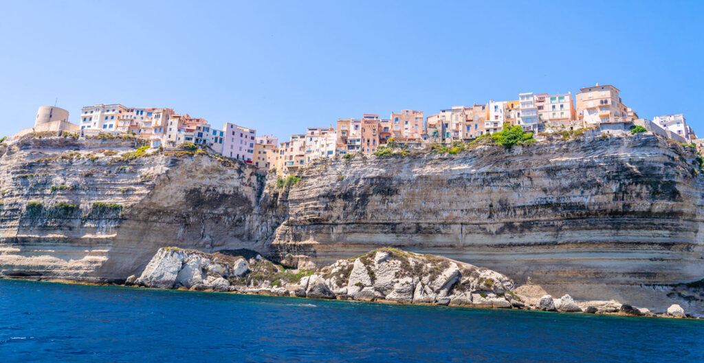 Comment profiter au maximum d&rsquo;une visite en bateau à Bonifacio ?
