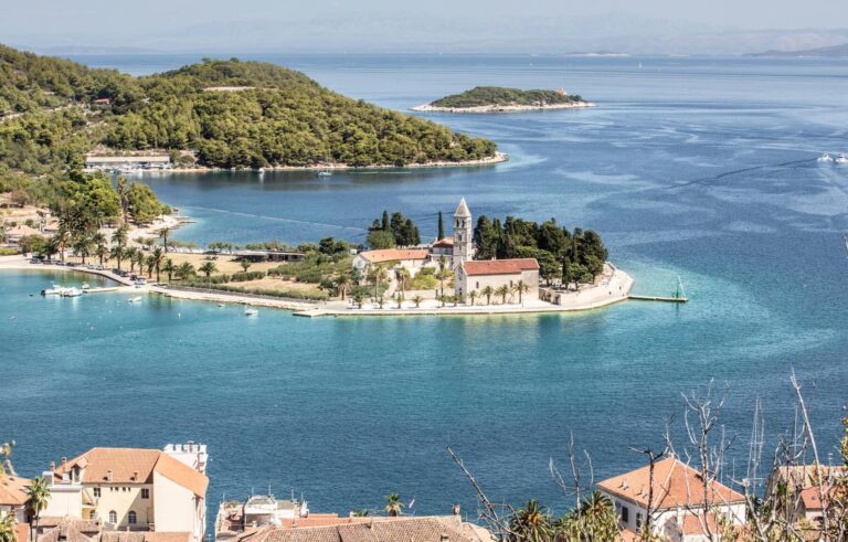 Découvrir les îles en Croatie : un paradis caché en Méditerranée