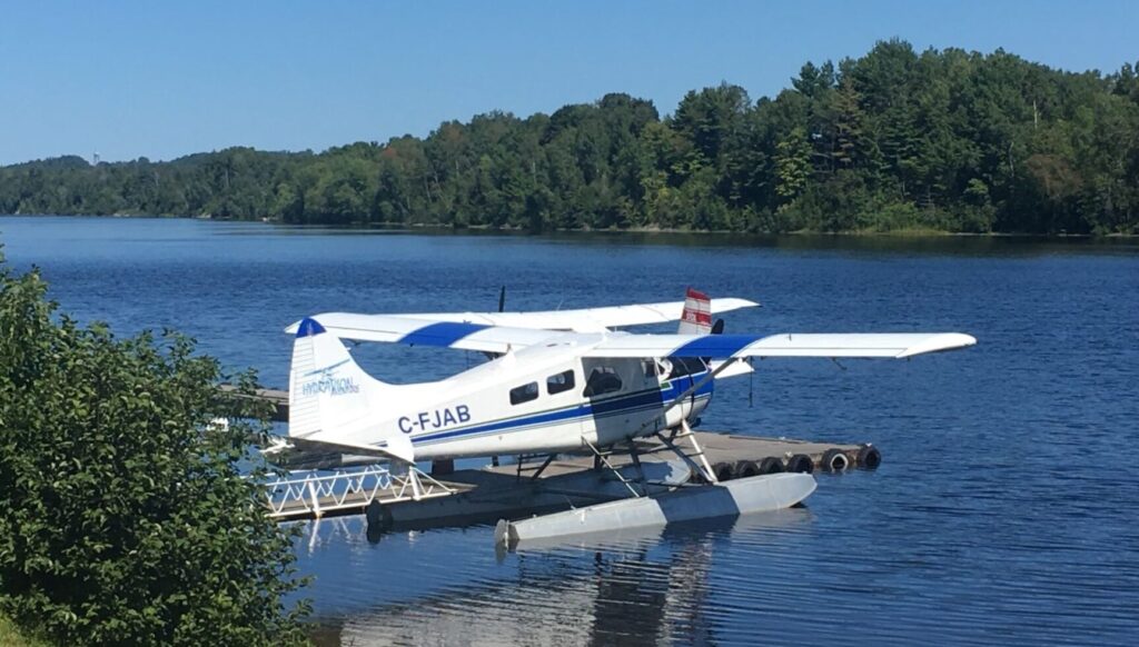 Voler au-dessus du parc de la Mauricie : une aventure en hydravion à ne pas manquer