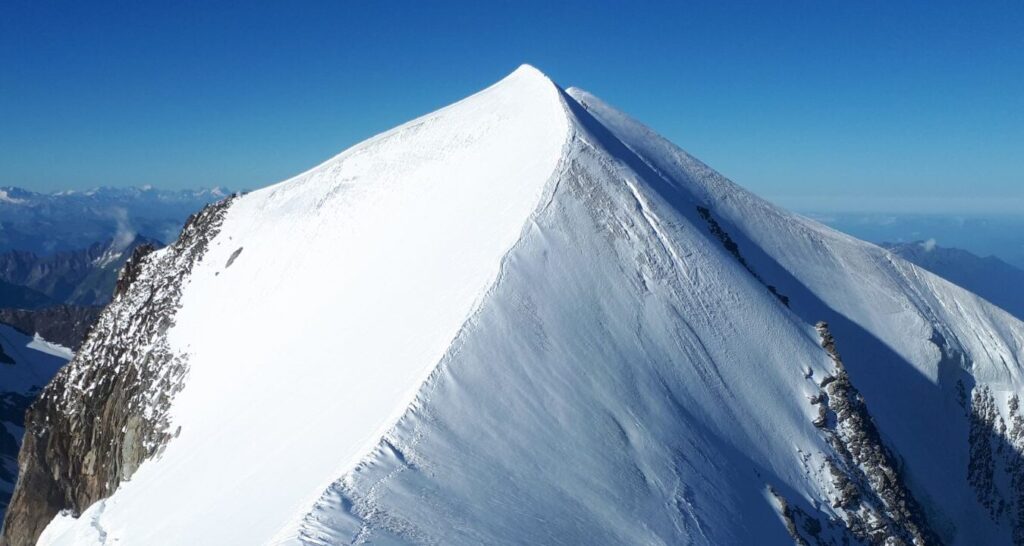 Citation inspirante sur la montagne : explorer la sagesse des sommets