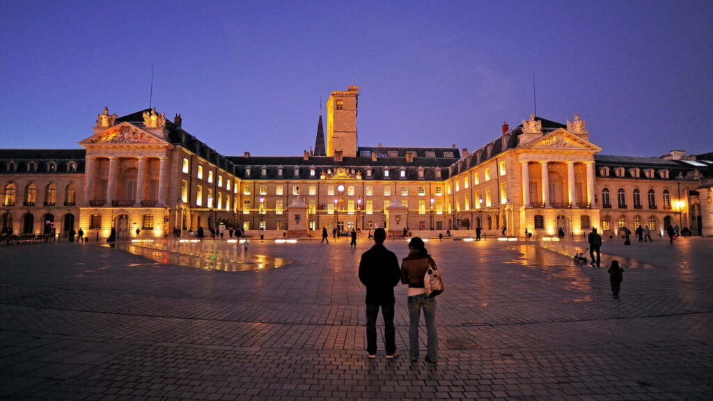 Découvrir Dijon en duo : top des activités romantiques à ne pas manquer