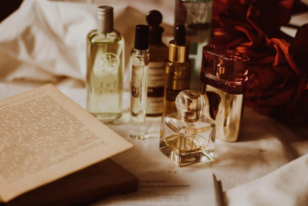 Vue complète du tableau de correspondance des parfums La Maison des Essences