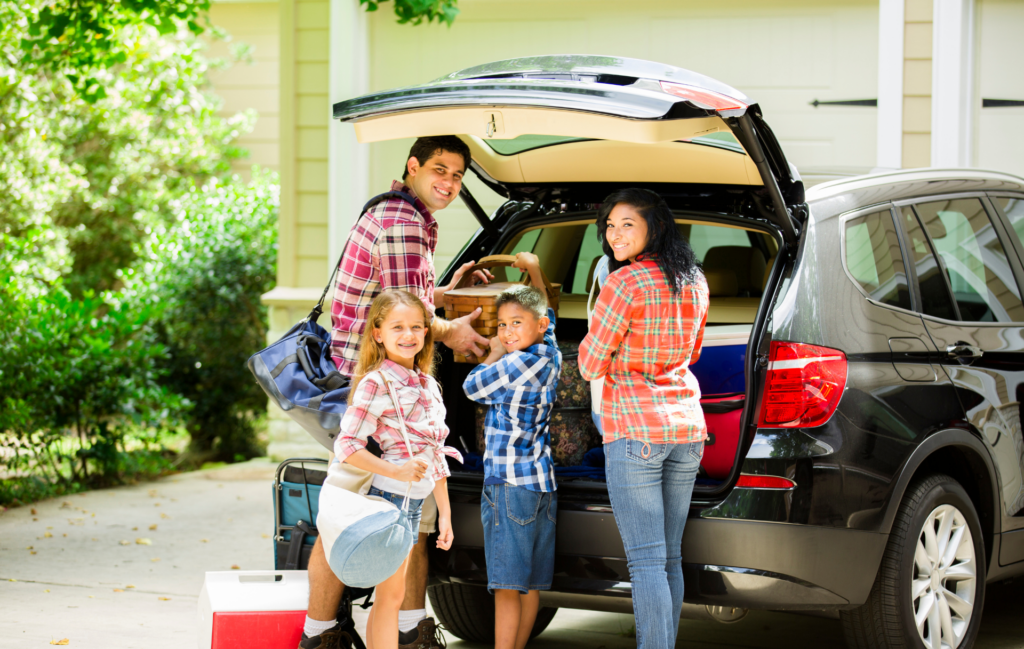 Préparer sa voiture pour un long trajet : checklist complète